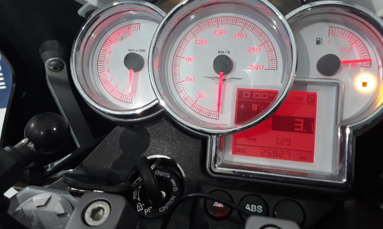 Moto Guzzi 1200 S Sport