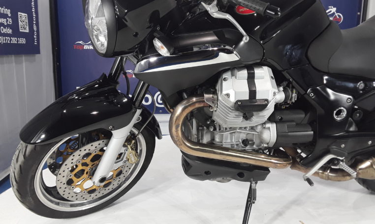 Moto Guzzi 1200 S Sport