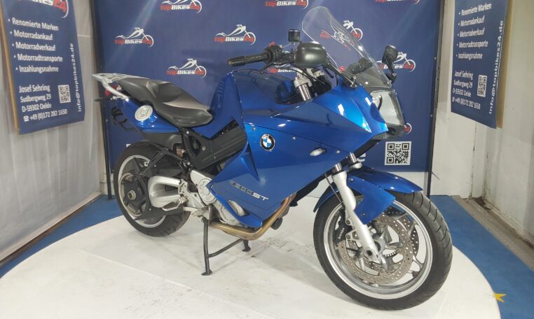 BMW F800ST